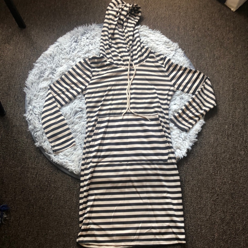 Hooded dress